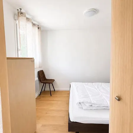 Rénové 6 Pers Et Piscine Chauffée Terrasse 20 M2 *